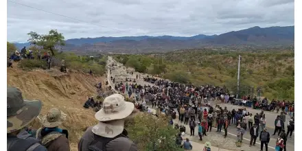 Bolivia elimina restricciones a las Fuerzas Armadas en medio de crisis política
