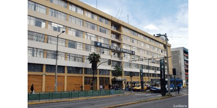 Ecuador: deuda pública aumenta 378 millones en abril