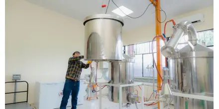 UTPL instala planta de aceites esenciales en la Amazonía ecuatoriana 