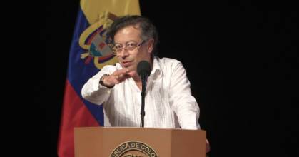 Petro no reconoce elecciones ecuatorianas