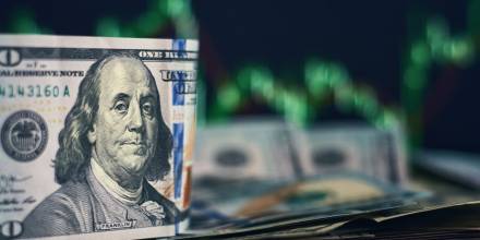 El precio del dólar en Colombia abrirá hoy viernes 6 de febrero de 2026 con una nueva alza