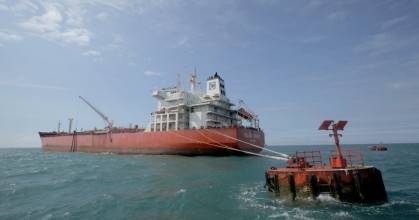 Petroecuador exportará crudo a Shell y Glencore