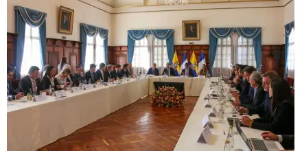 Misión empresarial francesa analiza inversiones en infraestructura, energía y transición ecológica