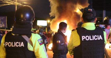 Ecuador registra cierres parciales de vías por protestas