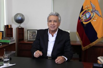 Ecuador se enfrenta a un reto “descomunal” con la histórica caída del precio del petróleo, advierte presidente Moreno