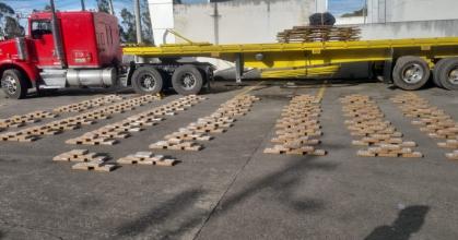 La Policía decomisó 800 bloques de droga en Tulcán