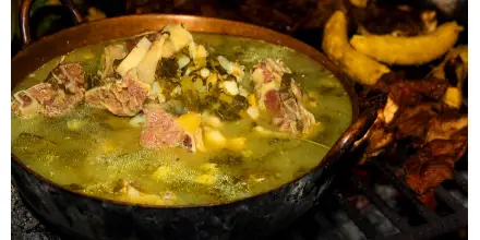 Caldo de novios, una tradición gastronómica que perdura en Macas