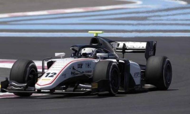 El automovilista ecuatoriano Juan Manuel Correa durante una competencia de la Fórmula 2 en Francia. Foto: El Comercio