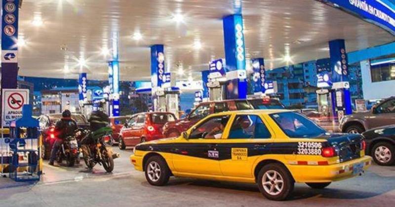 Los nuevos precios de las gasolinas regirán hasta el 11 de julio / Foto: cortesía