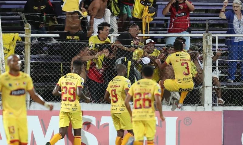 Independiente, Liga y Barcelona, pelea cerrada por ganar la primera etapa / Foto: EFE