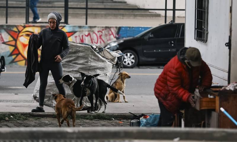 La tasa de pobreza del primer semestre del año se situó 0,9 puntos porcentuales por encima del índice registrado en la segunda mitad de 2022 / foto: EFE