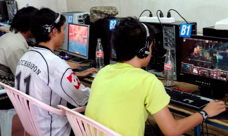ChildFund presentó en Ecuador la campaña "Naveguemos Seguros" / Foto: EFE