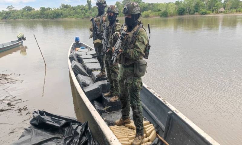 El operativo militar se llevó a cabo en Playas del Cuyabeno, provincia de Sucumbíos / Foto: cortesía Ejército 