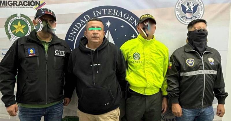 Las detenciones se realizaron durante la madrugada de este jueves en Bogotá / Foto: cortesía John Reimberg