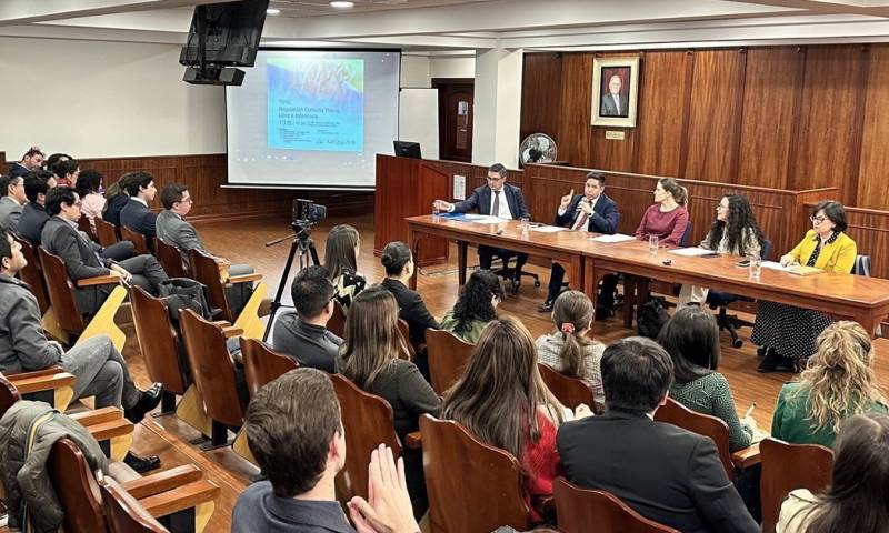 El Colegio de Jurisprudencia de la Universidad San Francisco de Quito (USFQ) organizó un foro sobre el tema / Foto: cortesía Cámara de Minería de Ecuador