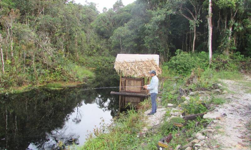 Estudiantes y profesores checos visitan el proyecto “Ikiam Anglers” en Gualaquiza / Foto: cortesía Ministerio de Turismo