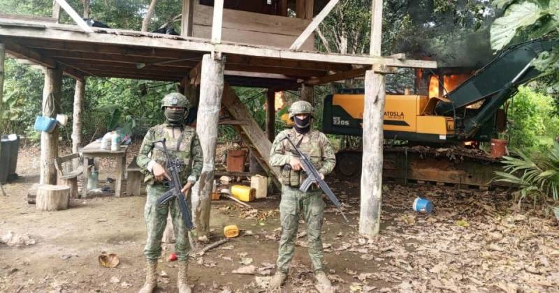 La minería ilegal se ha convertido en una problemática creciente que amenaza en la Amazonía ecuatoriana / Foto: cortesía Ejército ecuatoriano
