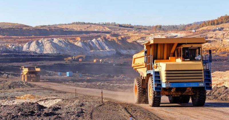 Durante abril, el monto total importado ascendió a 4.658 millones de dólares / Foto: cortesía América Economía 