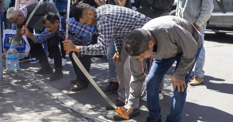 El supuesto despojo comenzó en 2021 cuando "llegaron un grupo de abogados fingiendo que la tierra era de ellos, ordenados por dos jueces de la provincia de Los Ríos"./ Foto: cortesía EFE