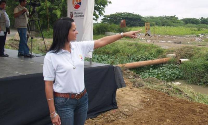 Marcela Aguiñaga fue Ministra de Ambiente. La funcionaria firmó la declaratoria de Área nacional de recreación del Parque Samanes. Foto: Archivo / EL COMERCIO