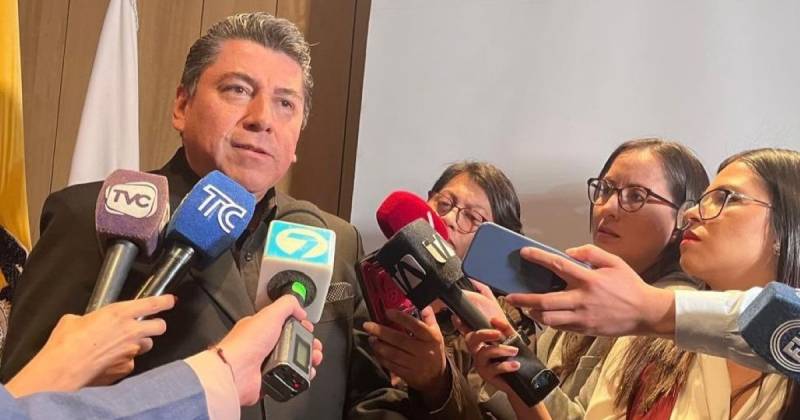 Ottón Rivadeneira, director general del Registro Civil, dio declaraciones a la prensa / Foto: cortesía Registro Civil