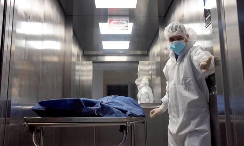 Ecuador registra 3.824 nuevos casos de covid y acumula 729.760 en pandemia / Foto: EFE 
