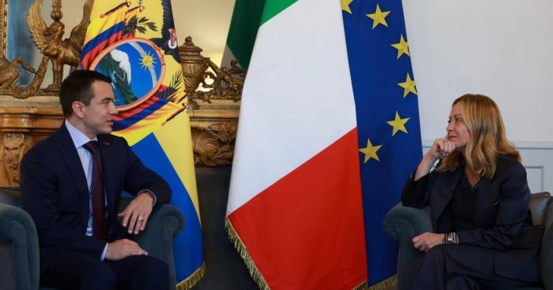 Noboa fue recibido por Meloni en el patio central del Palacio Chigi / Foto: cortesía Presidencia