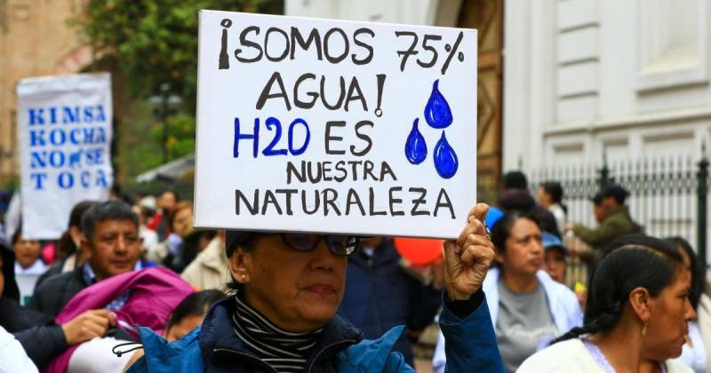 La marcha estuvo liderada por el excandidato presidencial y líder ambiental indígena Yaku Pérez / Foto: EFE 