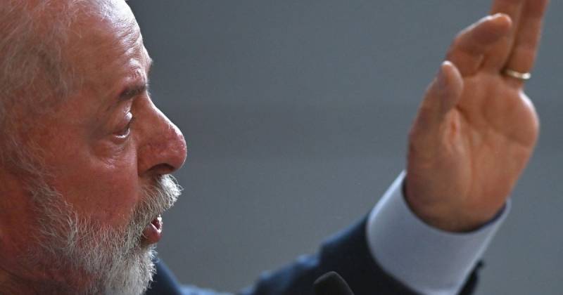 Lula convocó una reunión de urgencia con el núcleo duro de su Gobierno en el Palacio de Planalto / Foto: EFE