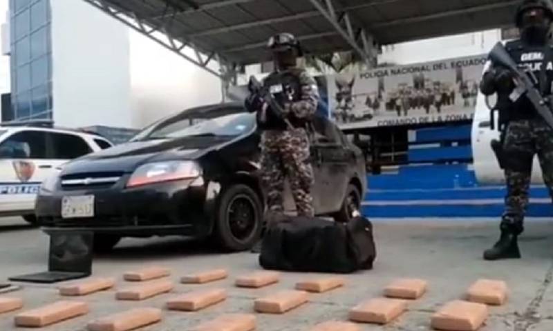 Se incautaron "cuatro toneladas y 400 gramos (de droga), que representan más de 43 millones de dosis" / Foto: cortesía Policía Nacional