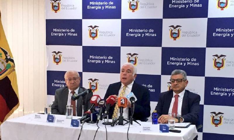 "Son 1.200 millones de dólares que van directos a la balanza comercial, que es el sustento de la dolarización" / Foto: cortesía Ministerio de Energía