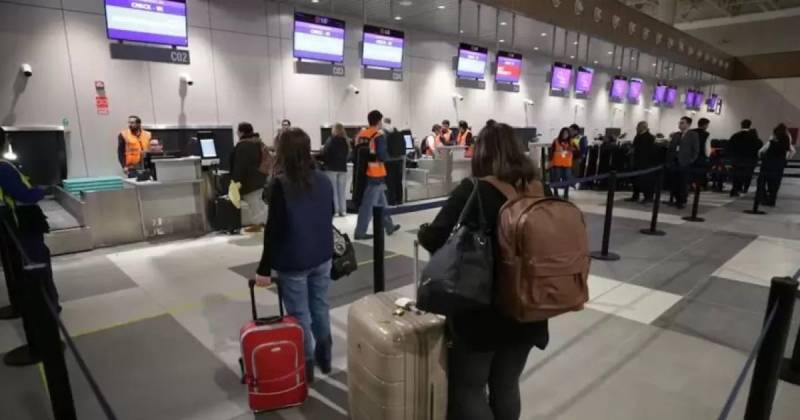 Alrededor de las 17:00 hora local las autoridades correspondientes realizaron el levantamiento de cadáver / Foto: cortesía El Comercio