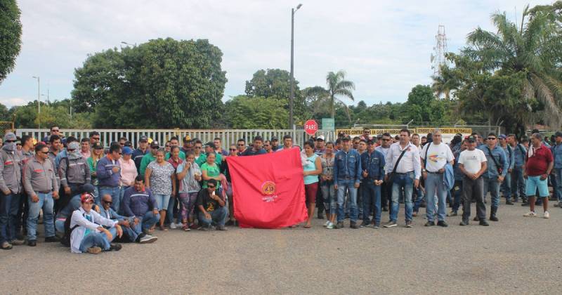 El acuerdo se logró cerca de la medianoche del jueves luego de los diálogos en los que los mineros presentaron al Gobierno un pliego de diez puntos/ Foto: cortesía
