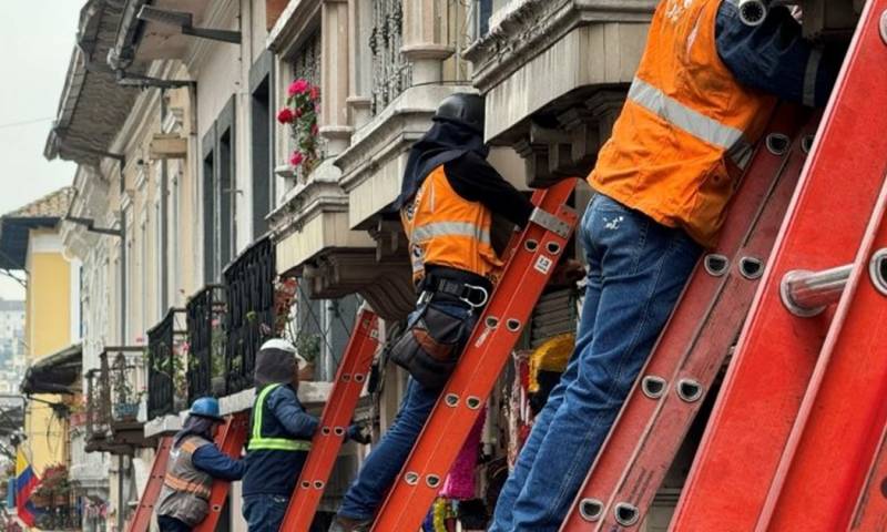 7.3 kilómetros se recuperaron en el polígono de las calles Cuenca, Rocafuerte, Flores, Guayaquil y Manabí / Foto: cortesía Municipio de Quito 