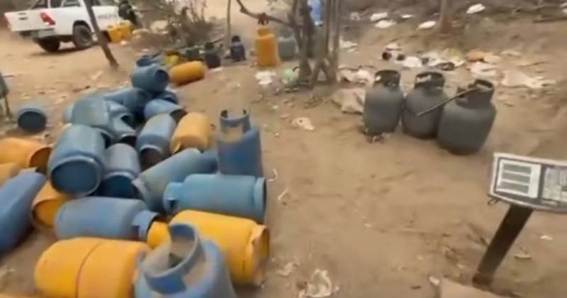 Se llenaban cilindros con gas procedente de Ecuador / Foto: Cortesía 