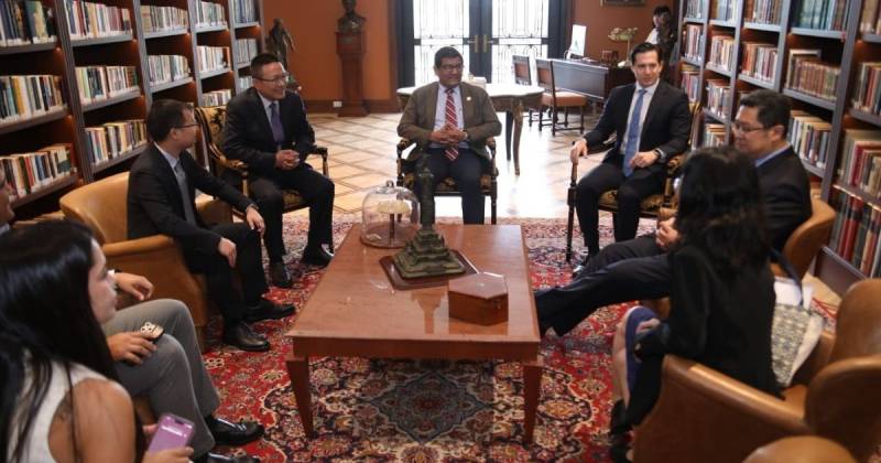 En la reunión estuvo presente el ministro de Producción / Foto: cortesía Cordex