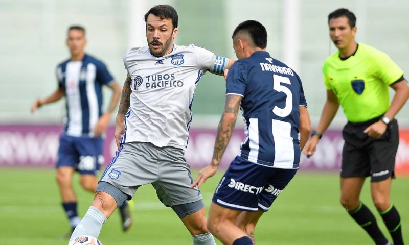 Emelec derrotó a Talleres en Argentina con goles uruguayos / Foto: EFE