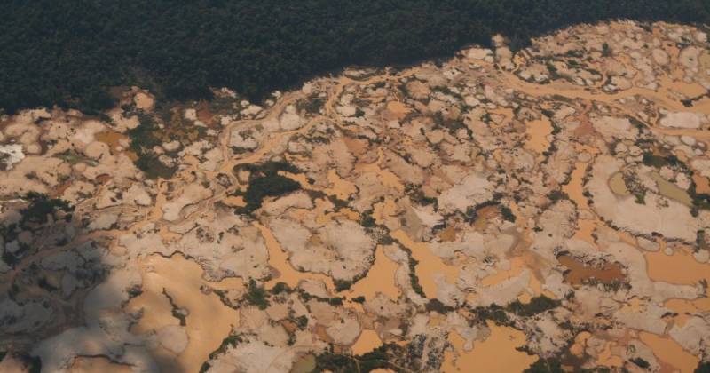 Solo el comercio del oro ilegal mueve más de $ 30.000 millones anuales / Foto: cortesía InfoAmazonía