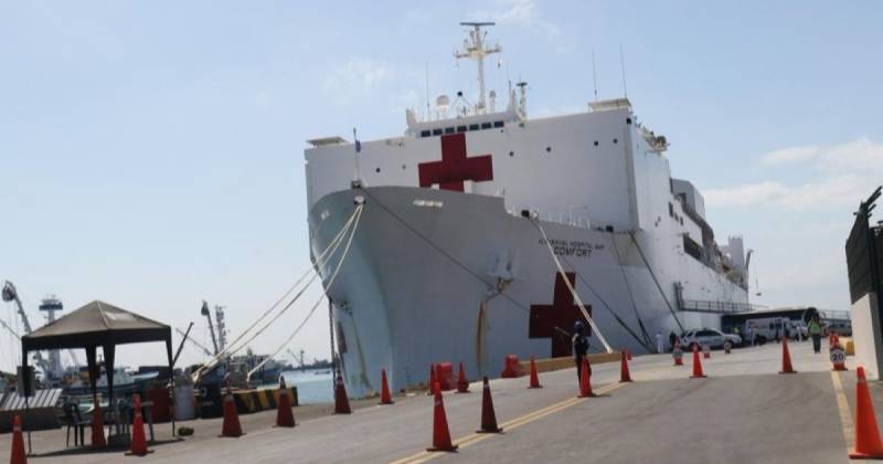 El buque hospital de la Armada de los Estados Unidos llegó a Manta / Foto: cortesía Alcaldía de Manta