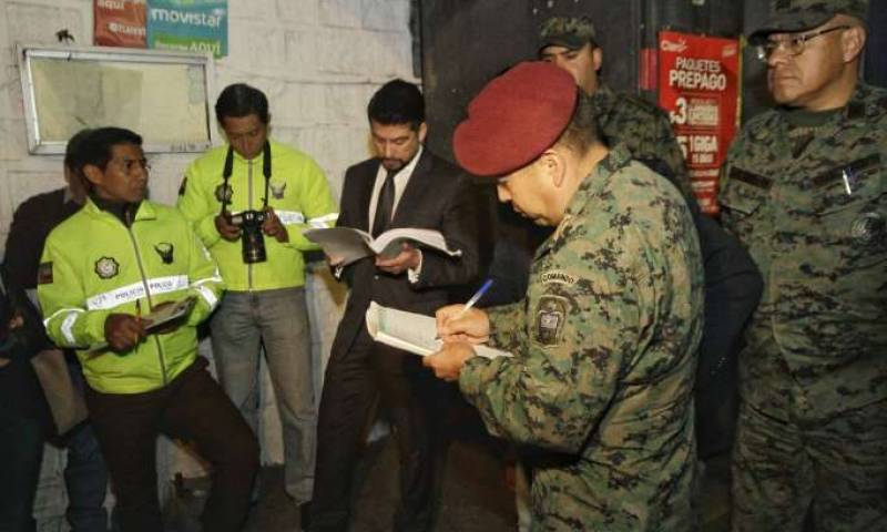 Hechos. Autoridades de Fiscalía, Policía y FF.AA. durante la reconstrucción. Foto: La Hora