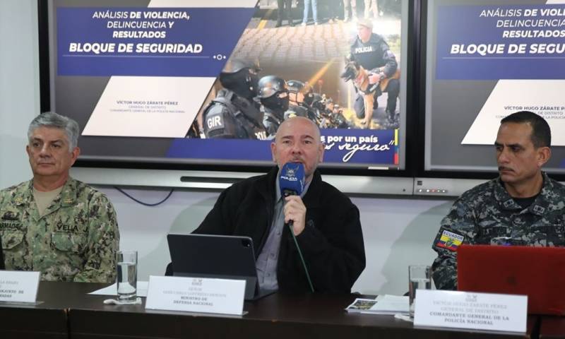 El ministro de Defensa, Giancarlo Loffredo, informó sobre los últimos ataques contra la infraestructura petrolera / Foto: cortesía Ministerio de Defensa