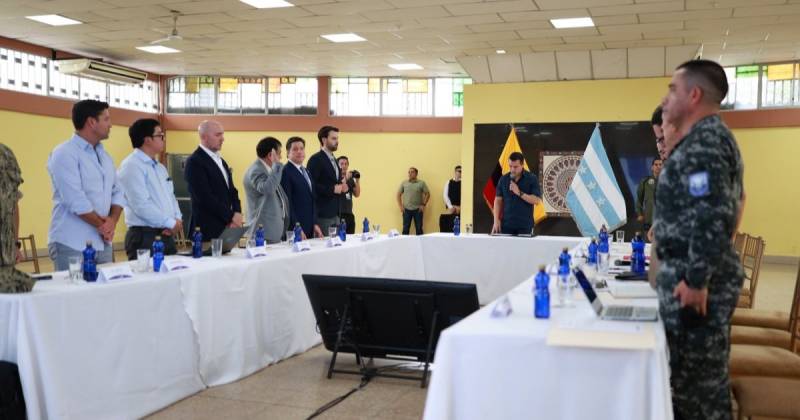 El encuentro tuvo como meta afianzar la coordinación entre instituciones para frenar la delincuencia / Foto: cortesía Presidencia