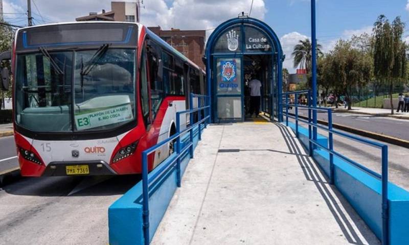 El Municipio pondrá a disposición de la ciudadanía 120 unidades entre articulados y biarticulados / Foto: cortesía Municipio de Quito
