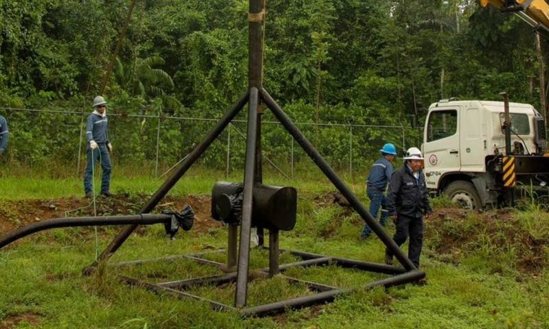 El tiempo estimado para el apagado y desmontaje de los mecheros tradicionales va de 12 a 36 meses / Foto: cortesía Petroecuador