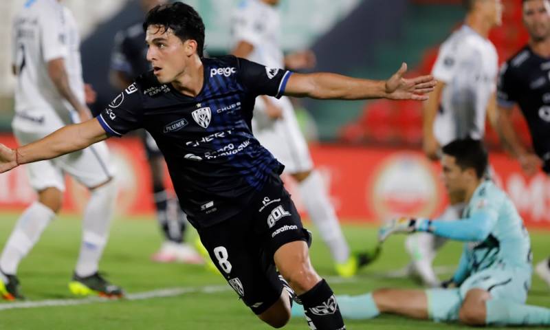 Independiente superó a Liga y el venezolano Farías anotó un hat-trick con la U. Católica / Foto: EFE