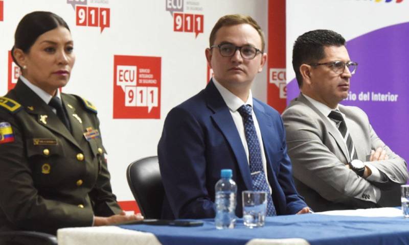 El viceministro de Seguridad Pública, Fausto Íñiguez, presentó el Plan de Acción ‘Ojos, Oídos y Voz’ / Foto: cortesía Ministerio del Interior