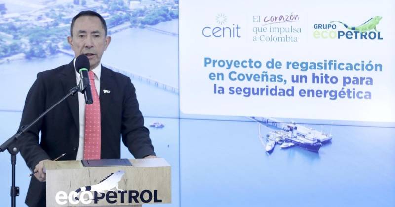 El objetivo es importar gas natural licuado y revertir la creciente escasez de este combustible en el país / Foto: EFE