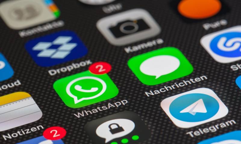 Robo de datos personales, viralización de imágenes íntimas y cyberbullying son algunos de los riesgos/ Foto: cortesía Pixabay