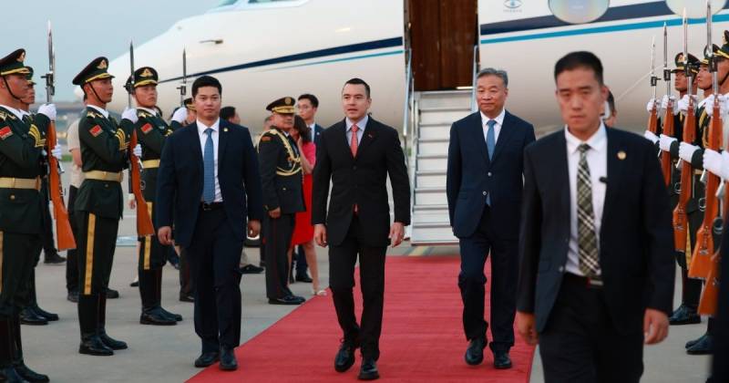 La comitiva ecuatoriana permanecerá hasta el 27 de junio en China / Foto: cortesía Presidencia 
