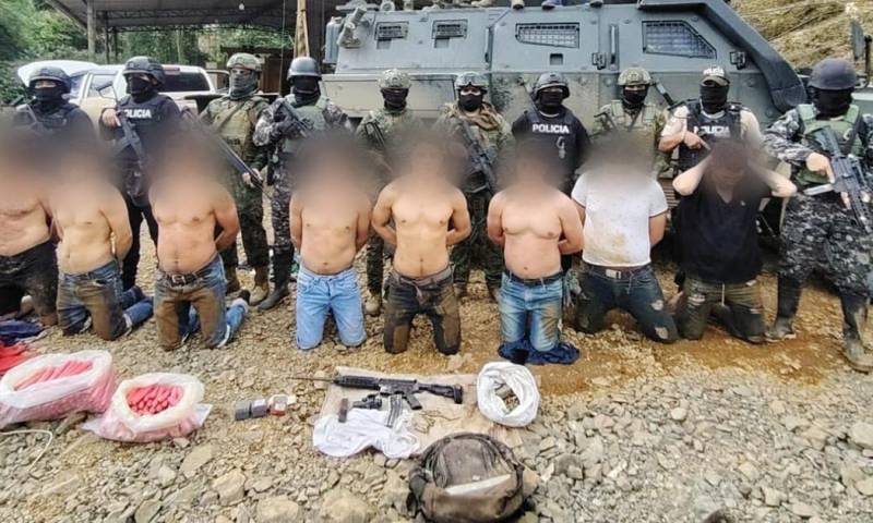 El enfrentamiento tuvo lugar en una mina del cantón Camilo Ponce Enríquez / Foto: cortesía Policía Nacional